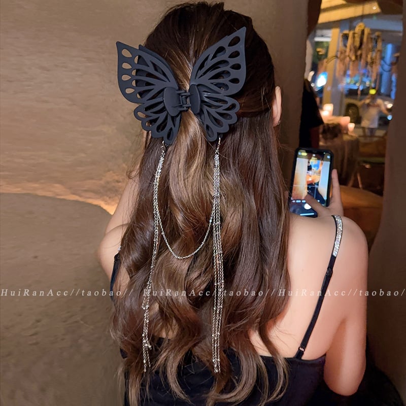 🦋Embrace Elegance: Tassel Butterfly Hair Clip - Add a Touch of Glamour Now!✨