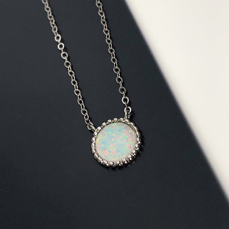 Elegant Round Cut Opal Stone Women's Pendant Necklace In Sterling Silver