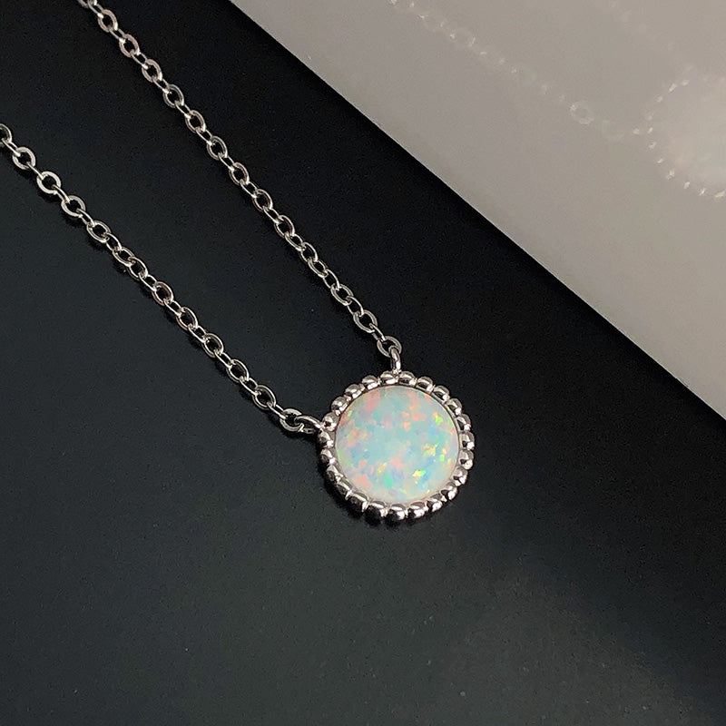 Elegant Round Cut Opal Stone Women's Pendant Necklace In Sterling Silver