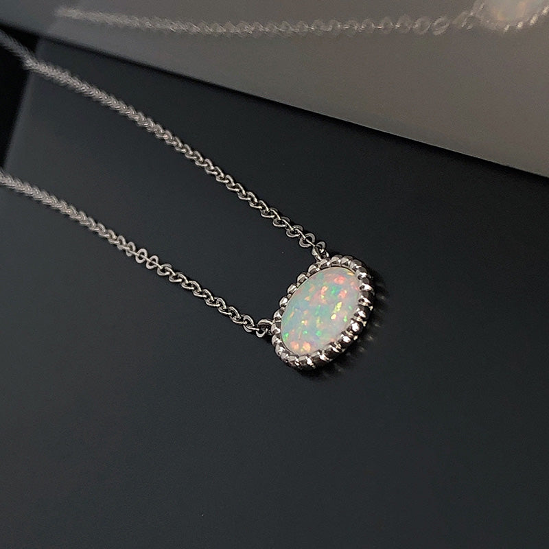 Elegant Round Cut Opal Stone Women's Pendant Necklace In Sterling Silver