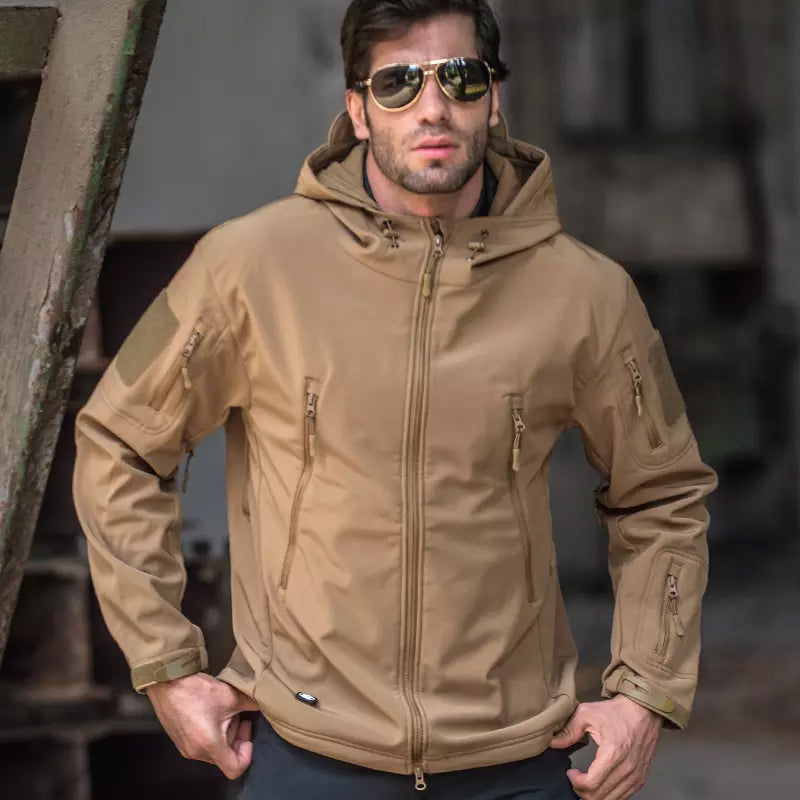 Stay Warm and Dry in Any Weather with Our Men's Camouflage Mountaineering Jacket