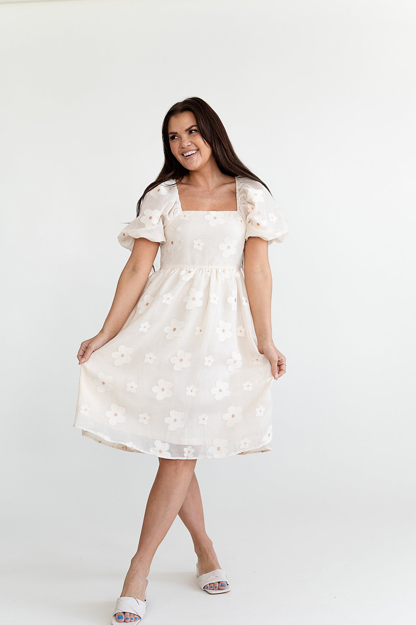 🌸Timeless Elegance: Julietta Embroidered Dress