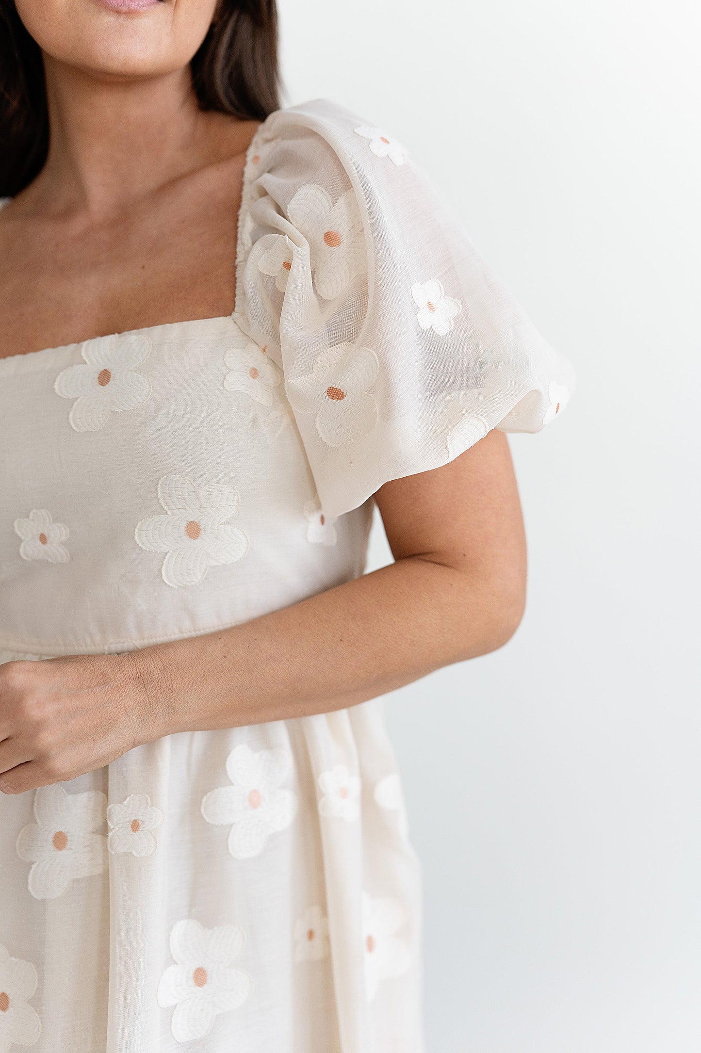 🌸Timeless Elegance: Julietta Embroidered Dress