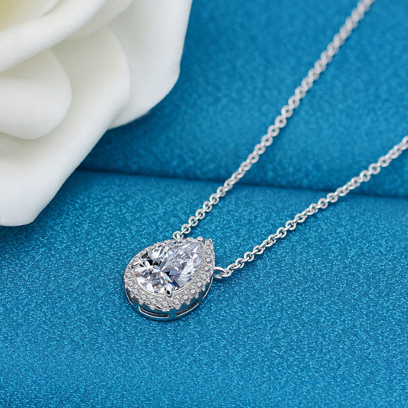 Elegant Pear Cut Necklace For Women In Sterling Silver