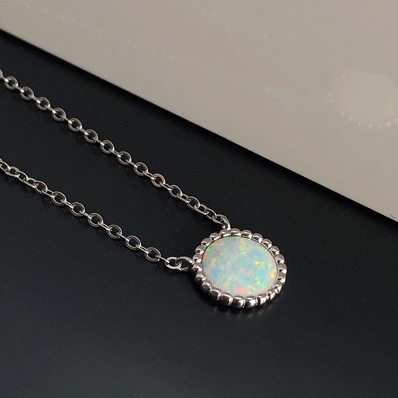 Elegant Round Cut Opal Stone Women's Pendant Necklace In Sterling Silver