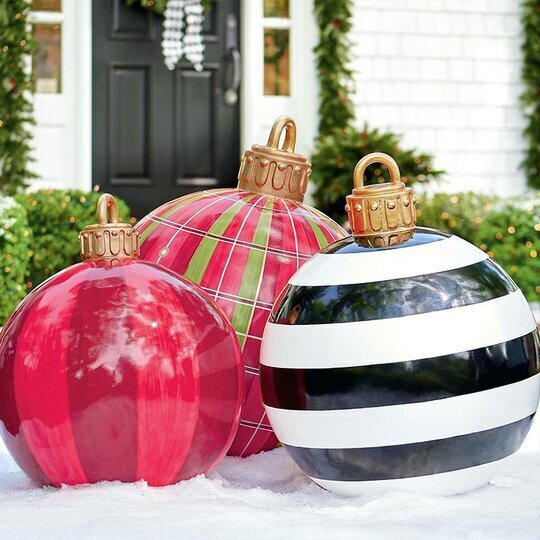 Joyful Holiday Decor: Pre-Sale of Outdoor PVC Inflatable Decorative Ball 🎉Christmas